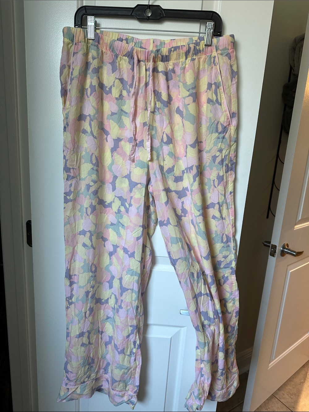 Pastel Camouflage Drawstring Lounge Pants